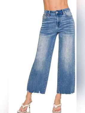 Theory Denim | True blue Cropped Raw hem jeans sz 28